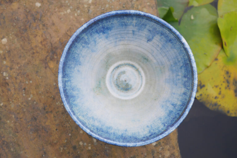 large rutile and blue bowl (28cm)